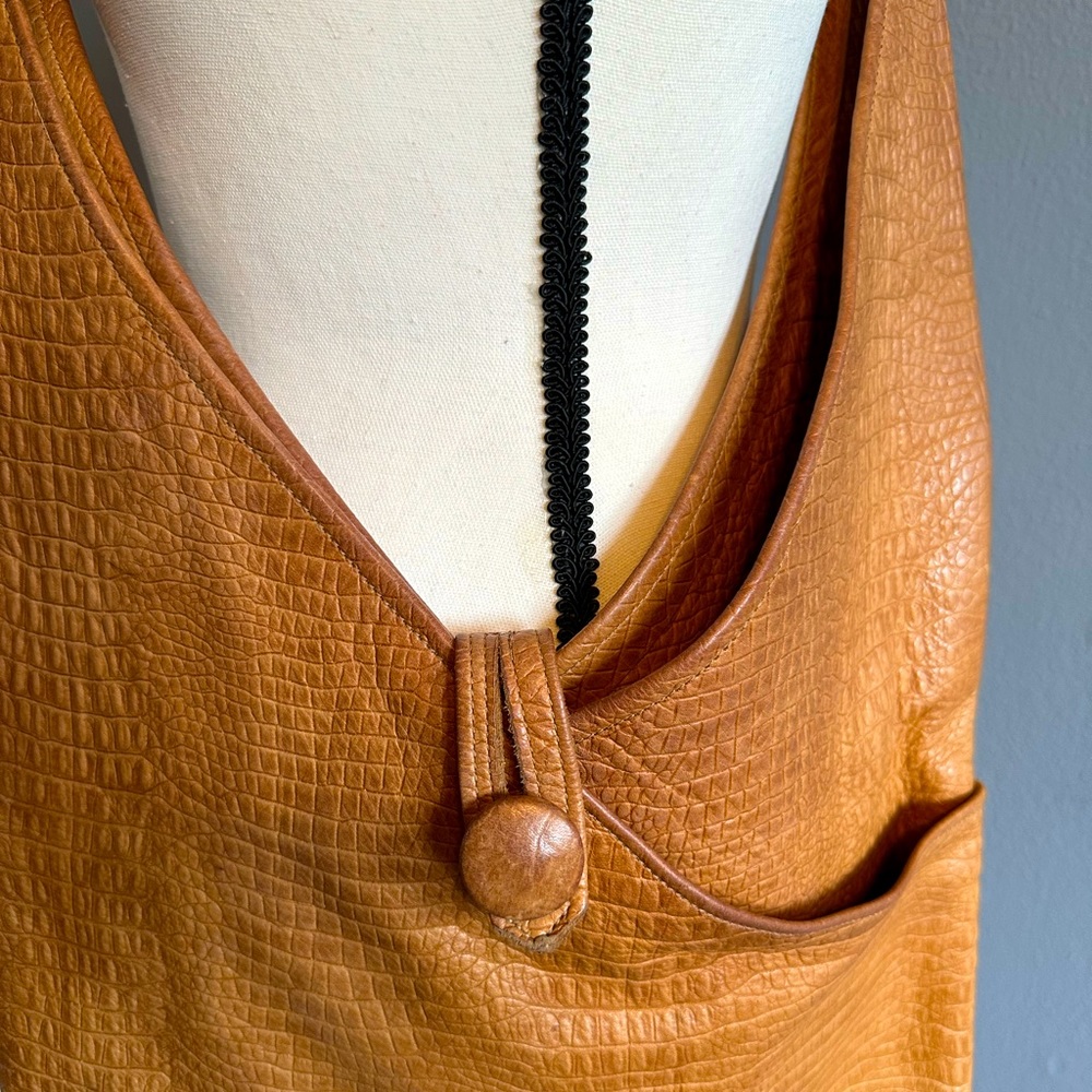 THOMAS LEATHER CAMEL COLOR CROSSBODY BAG. - Picture 2 of 10